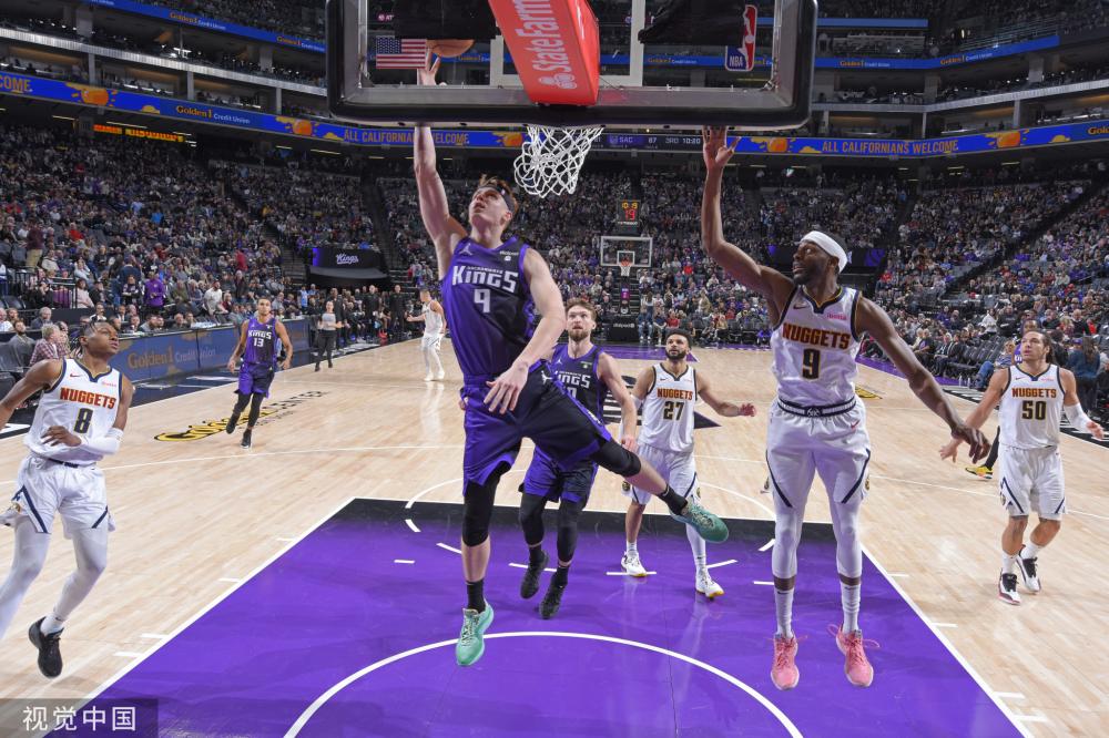 与萨拉赫的 与萨拉赫的