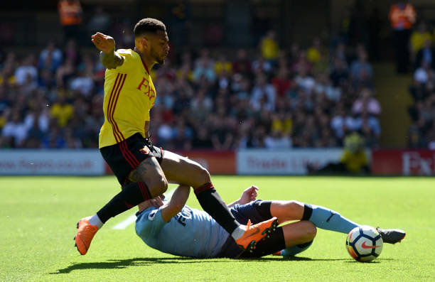 示了足球界 示了足球界